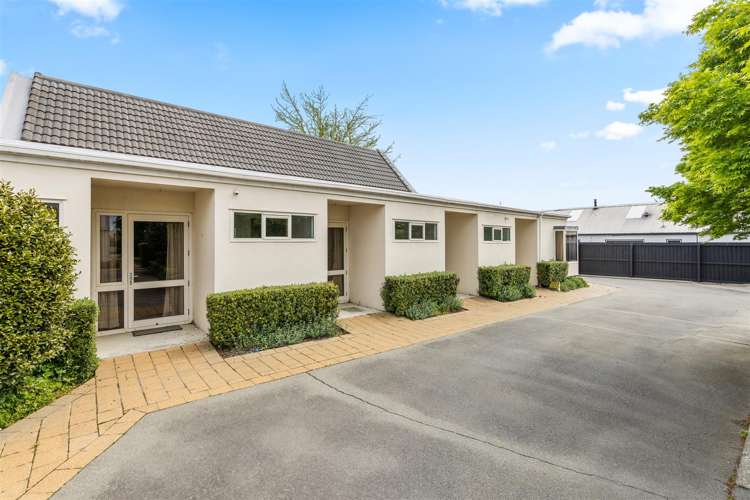 61, 73, 75A, 75B, 77 Bryndwr Road Bryndwr_12