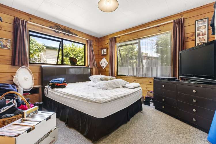 1/18 Neil Avenue Te Atatu Peninsula_6