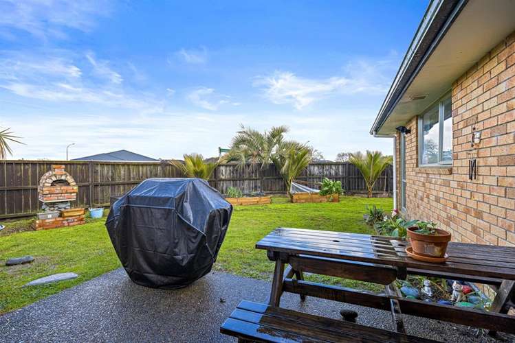 2 Aitkenhead Court Parakai_7
