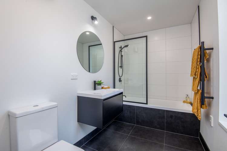 92 Mission Cove Company Bay_22