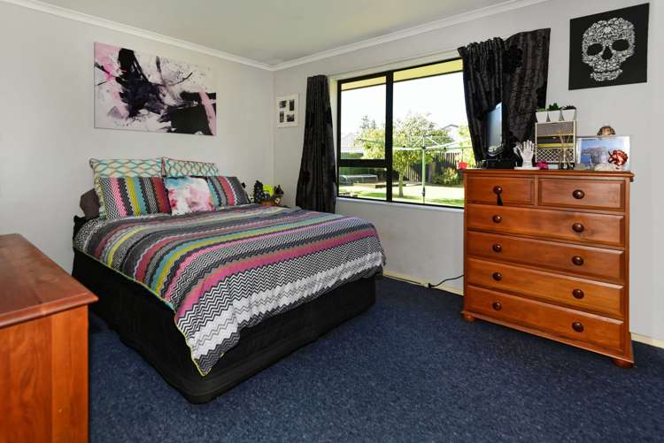 11 Devon Crescent Darfield_13