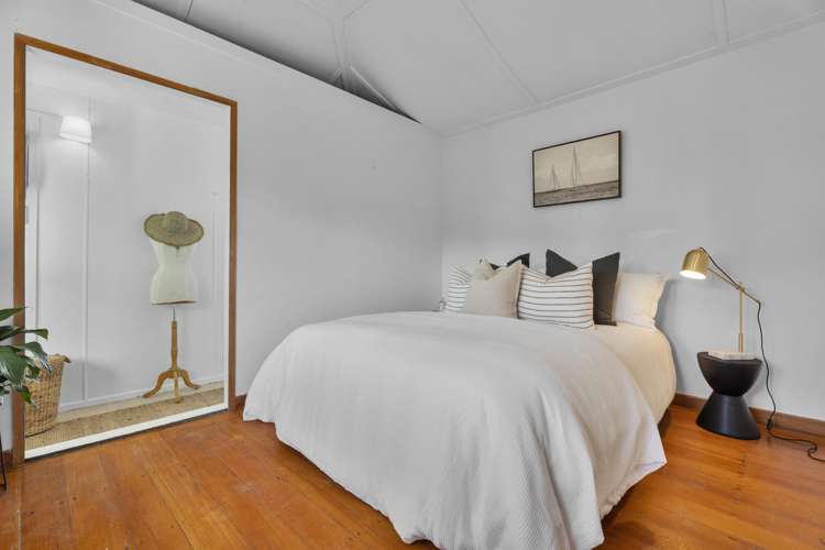 2 Seabreeze Road Devonport_16