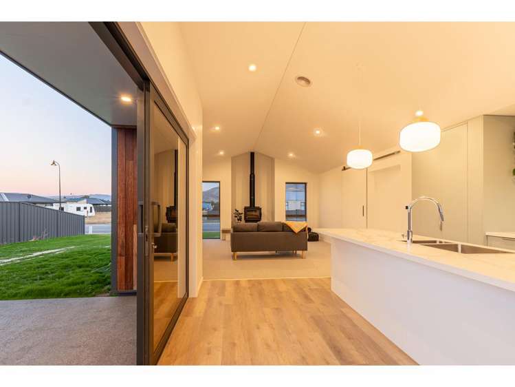 14 Turbine Avenue Twizel_19