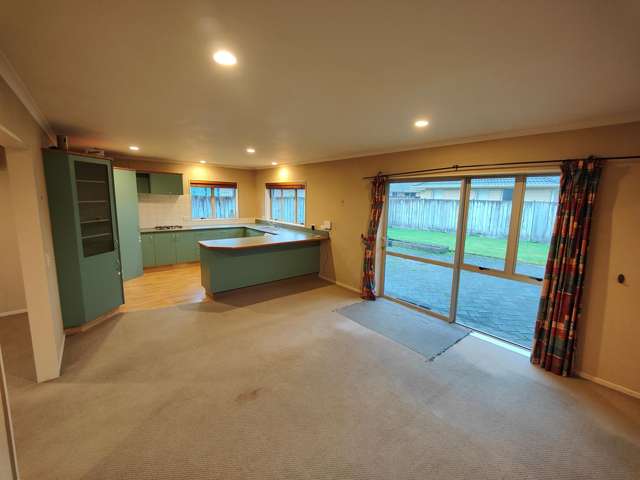 54 Nottingham Drive Hamilton East_3