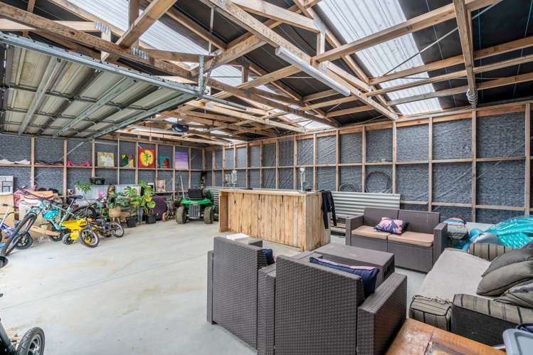 87 Blairlogie Close Otatara_16