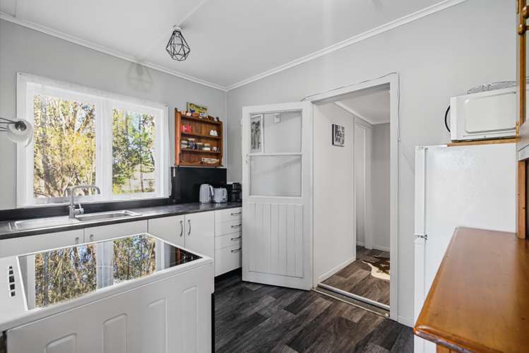 554 Apirana Road Horohoro_24