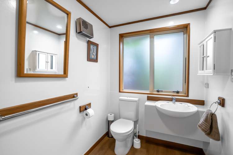 158 Kelvin Street Avenal_10