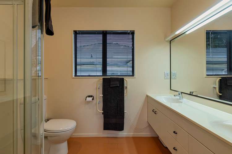 103 Frederick Street Hillsborough_15