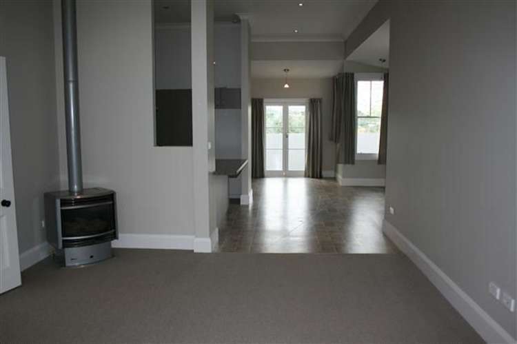 3 Collins Street Waipawa_7