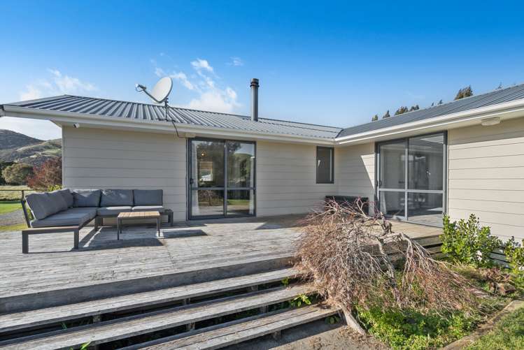 1827 State Highway 2 Tauwharenikau_16