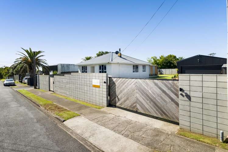 21 Carthew Street Okato_35