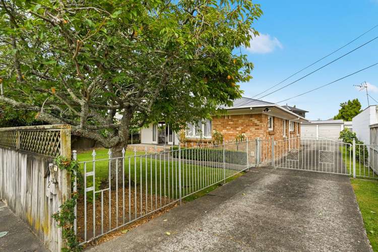 2 Edinburgh Road Hillcrest_23