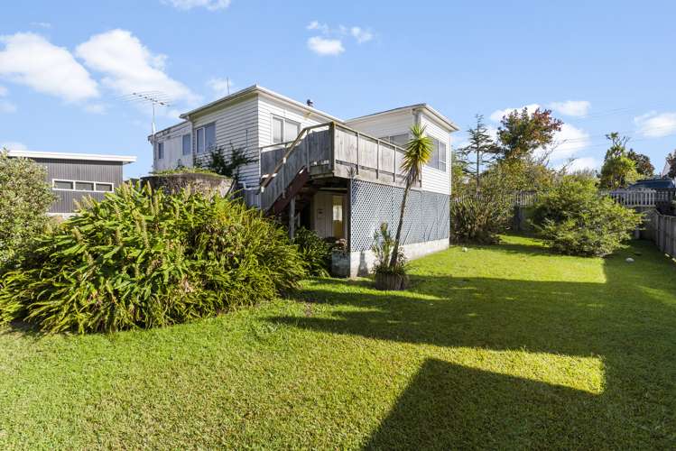 107 Third View Avenue Beachlands_23