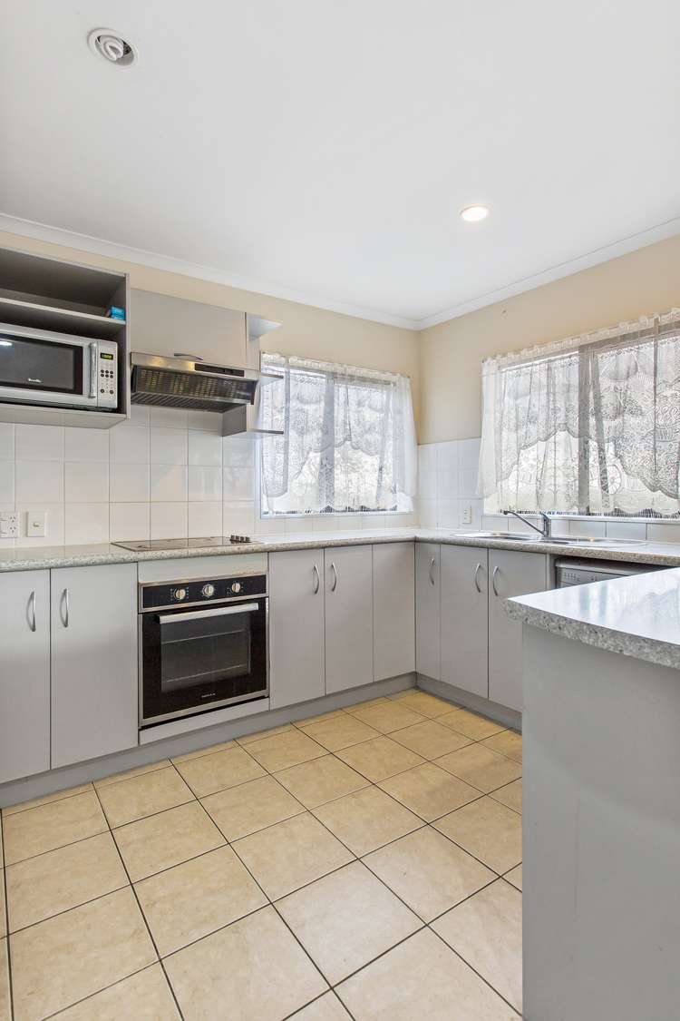 39 Hilltop Road Flat Bush_22