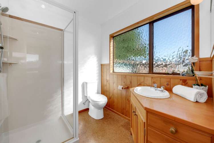 5 Lomeer Way Beachlands_21