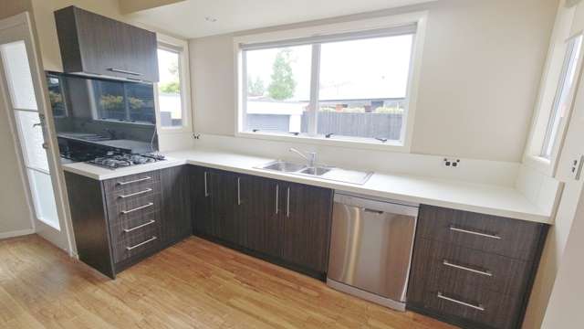 5 McDowall Pl 10469_3