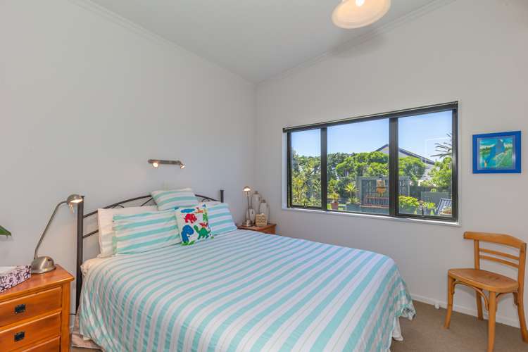 8 Arataki Grove Waitarere Beach_14