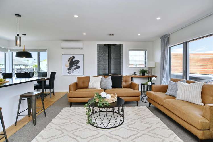 25 Dunstan Crescent Hornby_10