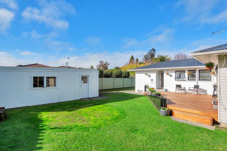 2 James Place Opaheke_15