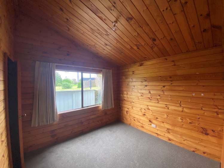 87 Carnoustie Drive Wattle Downs_14