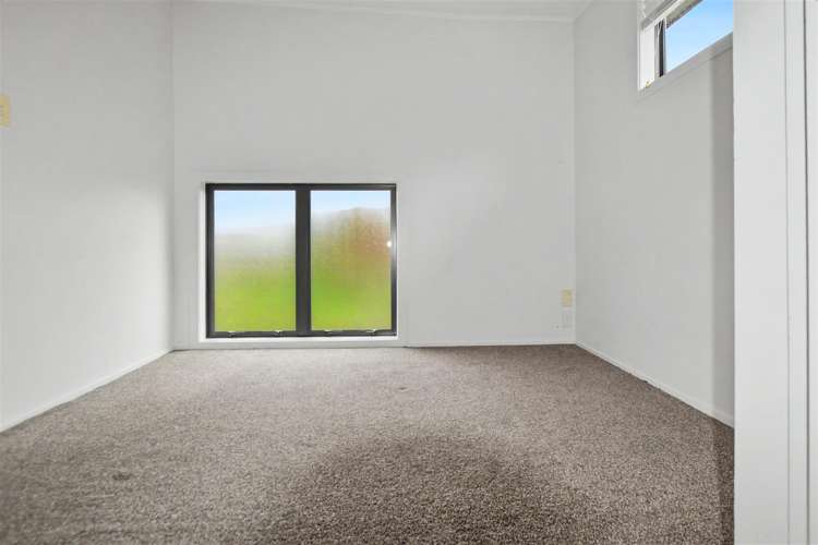24A/30 Westward Ho Road Glen Eden_7