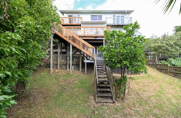 2/12 Willis Street Torbay_23