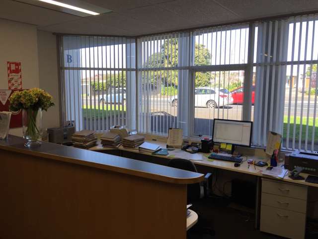 B/129 Onewa Road Northcote_3