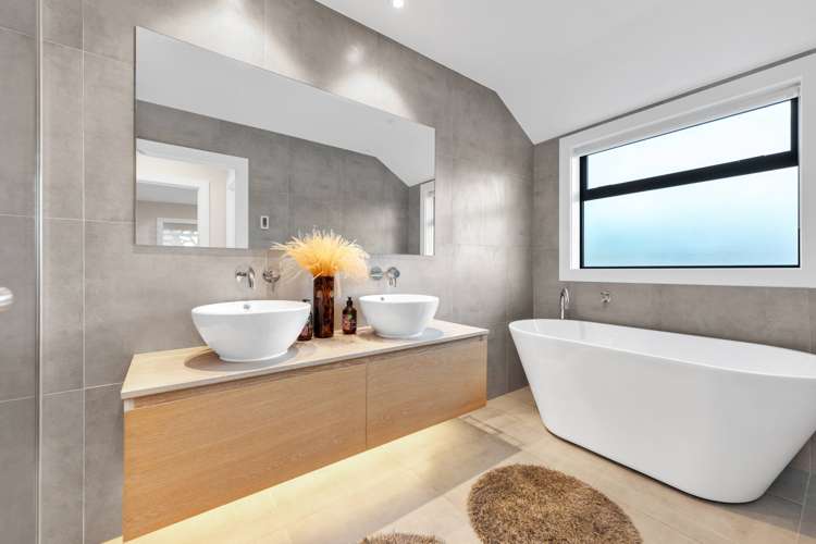 5 Tomonga Way Bucklands Beach_19