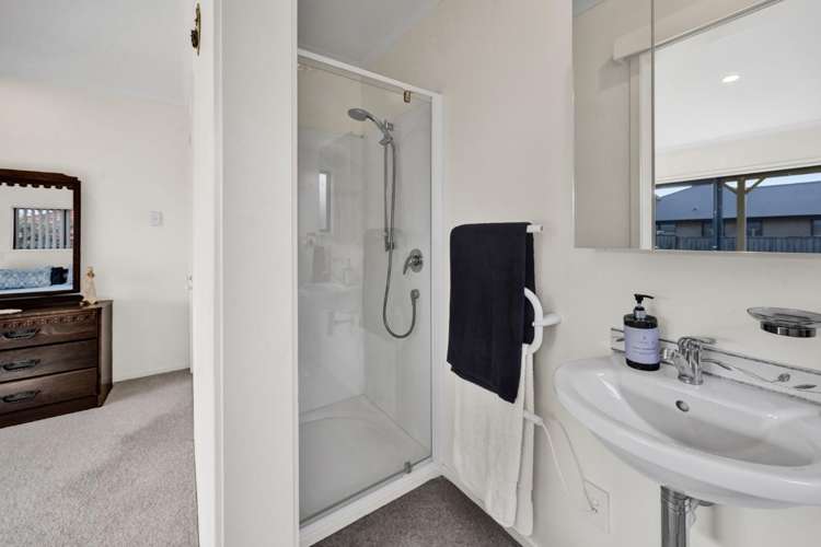 106 Smart Road Glen Avon_26