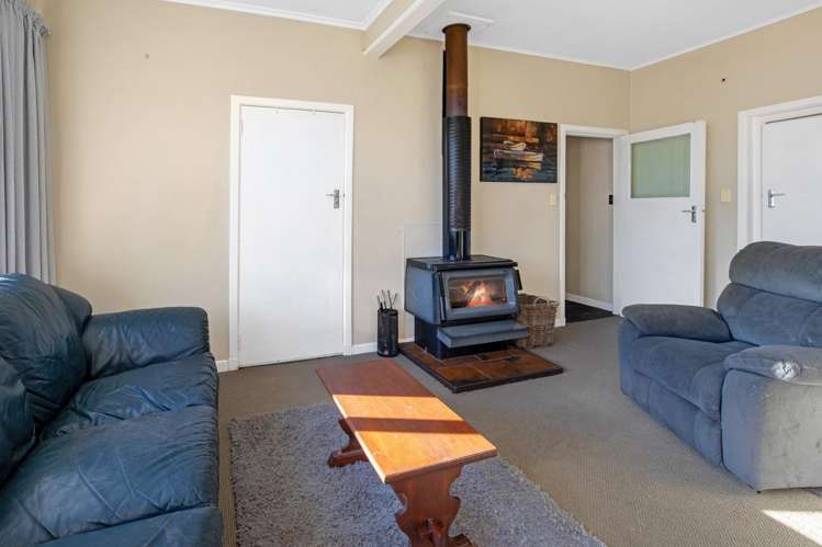 1266 Courtenay Road_5