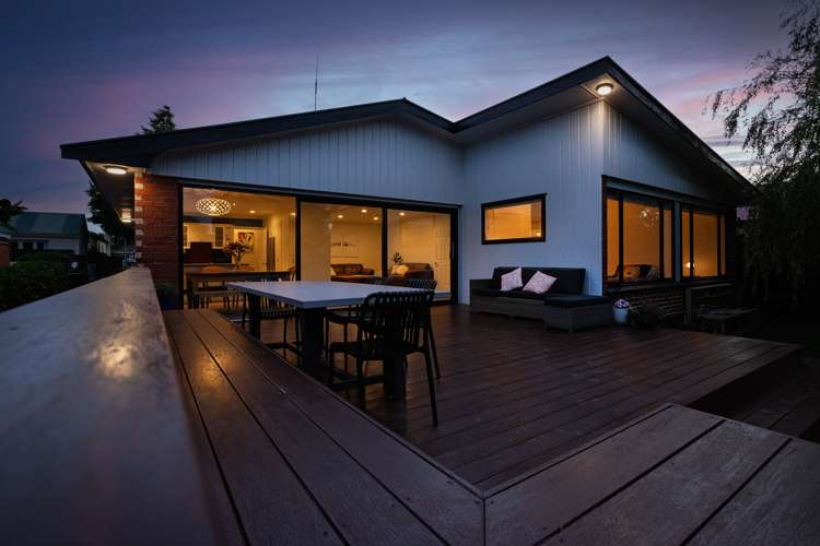 160 Chelmsford Street Windsor_23