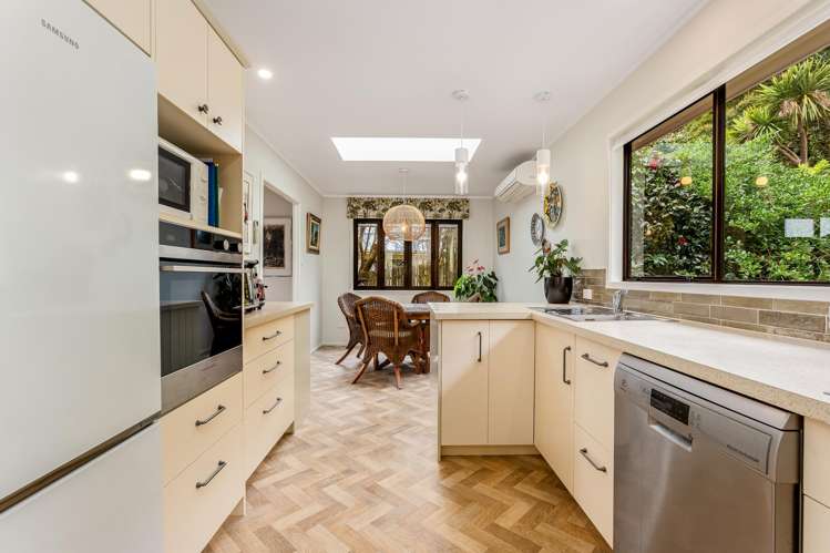 93 Leeward Drive Whitby_1