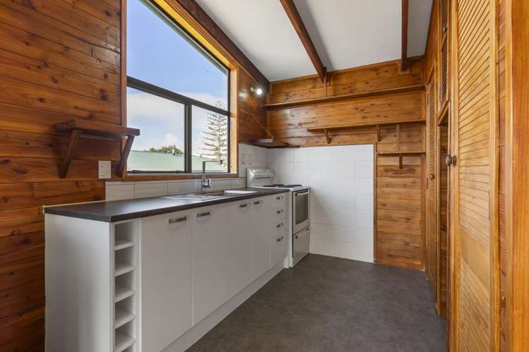 13A Stottholm Road Titirangi_4
