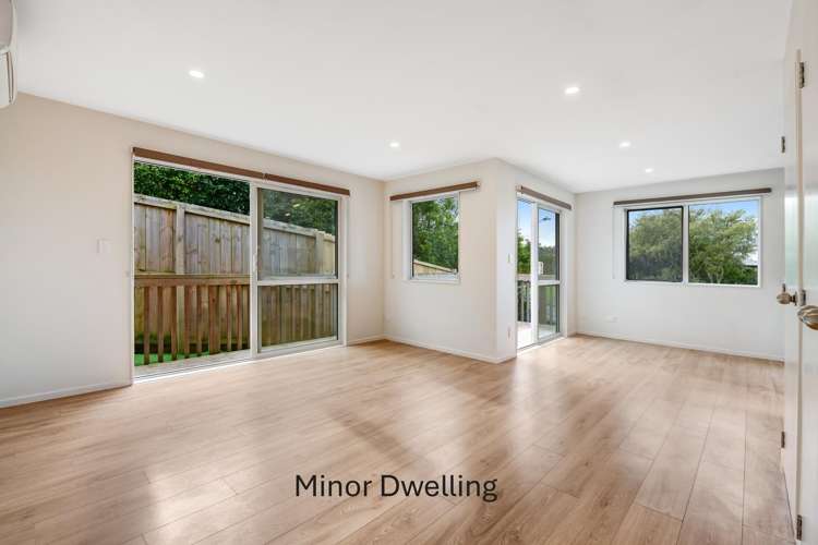 47 Amorino Drive Red Beach_43