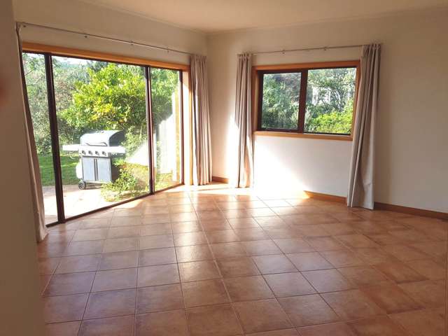 329 Motutara Road Muriwai_1