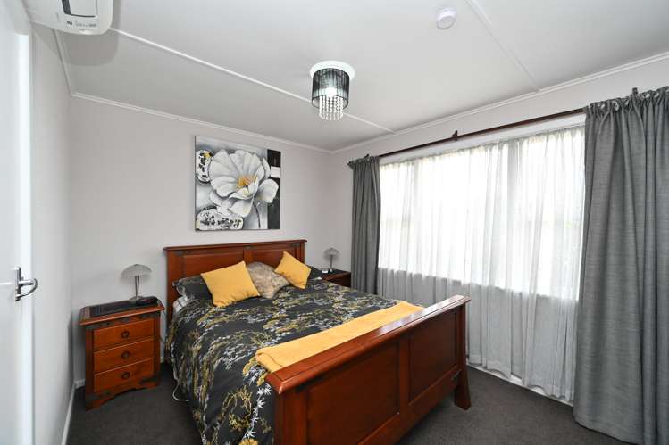 59 Harold Holt Avenue Onekawa_6