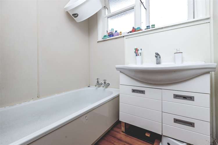 6 Kummer Crescent Masterton_13