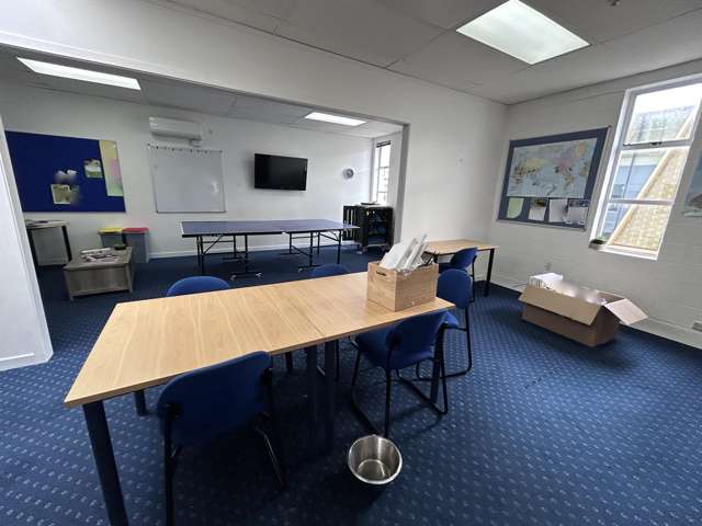 City offices with Car Parks