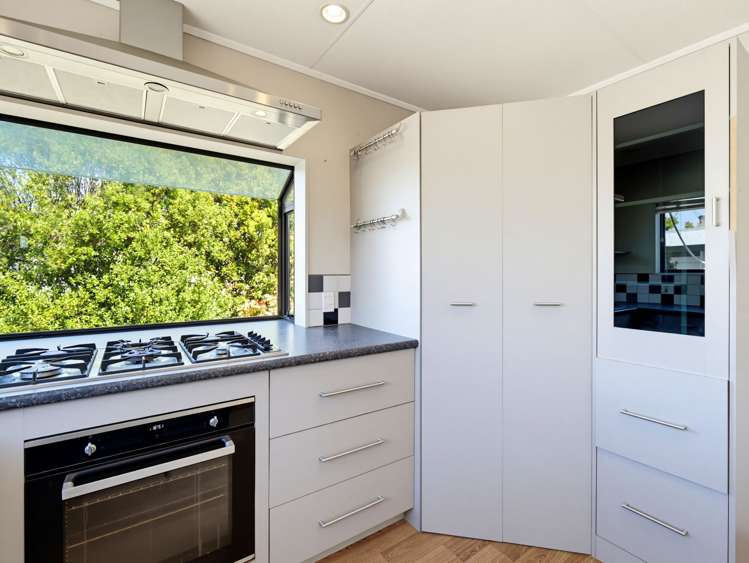 16 Kaweka Place_5