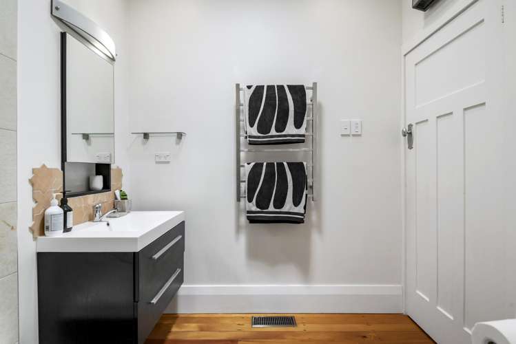 40 Ngataringa Road Devonport_21