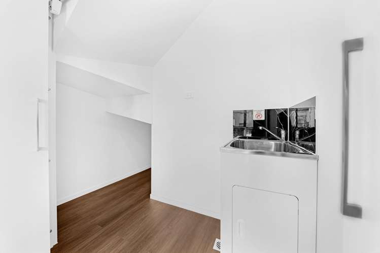 10 Routhmore Street Flat Bush_12
