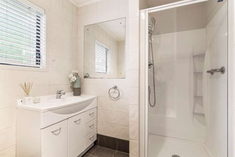 12 Palliser Lane Browns Bay_20