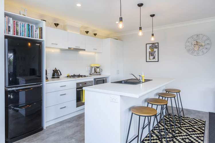 14 Poppy Watts Grove Stokes Valley_7