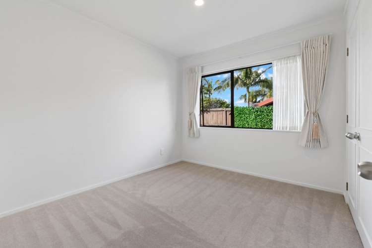 73 Mirrabooka Avenue Botany Downs_15