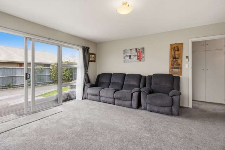 4/122 Middlepark Road_5