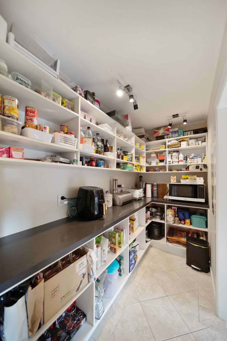 16 Len Garlick Place Pahurehure_7