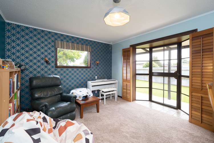 5 Glassey Drive Allenton_12