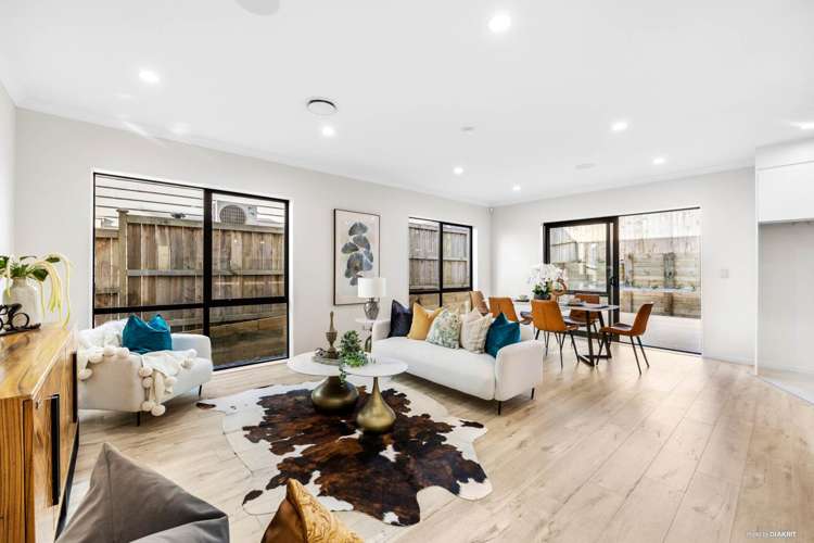 1a Tannaghmore Drive Flat Bush_3