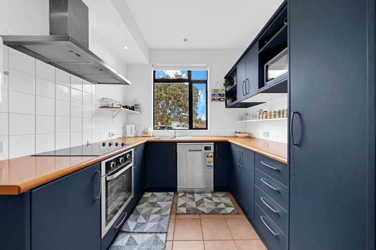 17/2 Armoy Drive East Tamaki_10