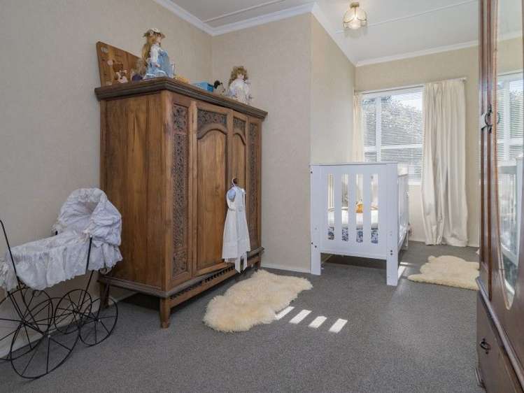 192 Saint Vincent Street Toi Toi_8